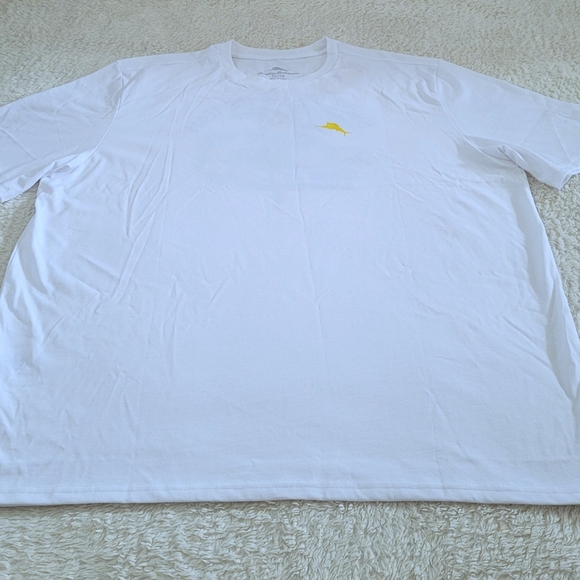 Tommy Bahama "Shake One For The Team" Graphic Tee👕 - NWT - Picture 13 of 15